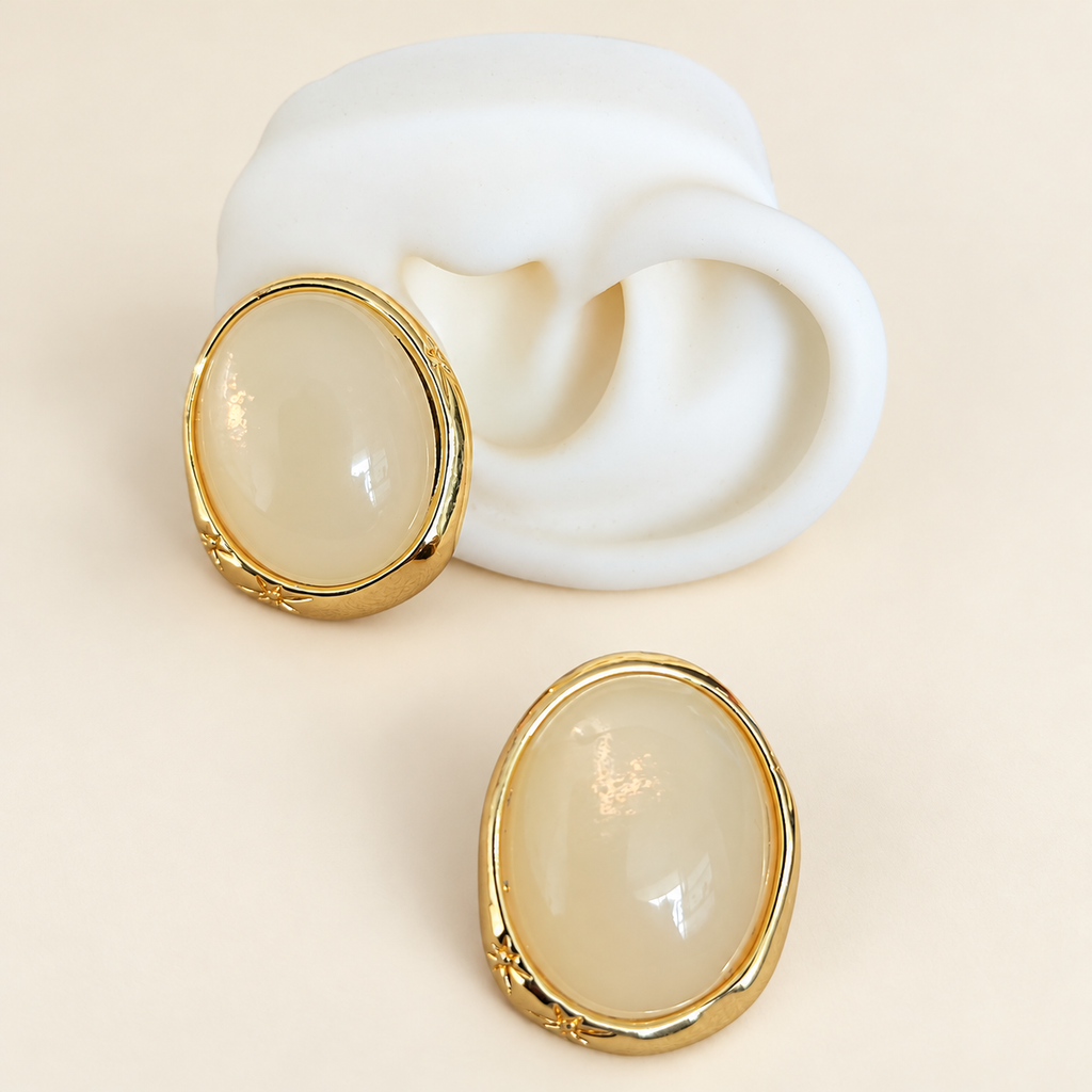 Aretes Óvalo Marfil