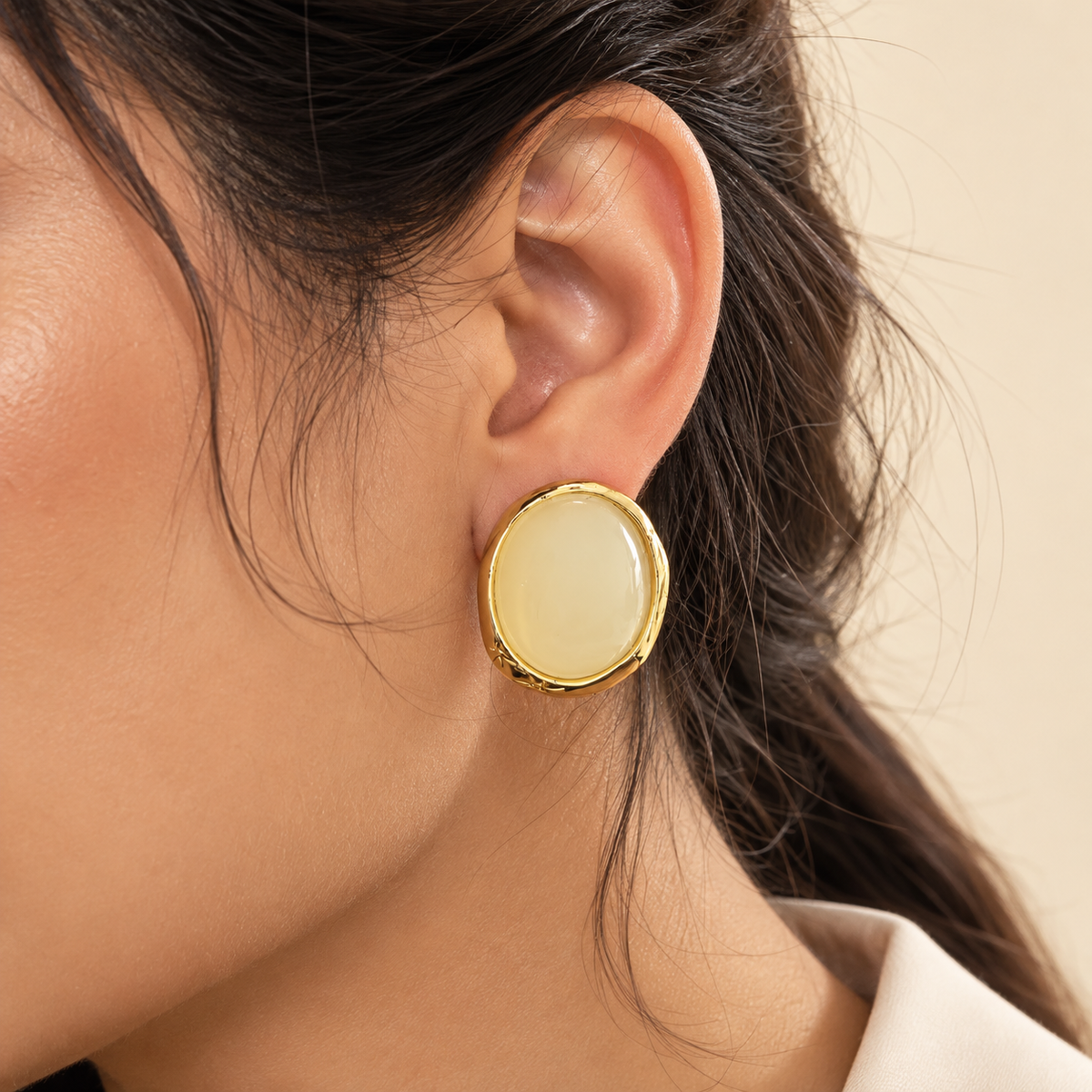 Aretes Óvalo Marfil