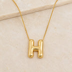 A Collares de Iniciales