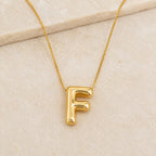A Collares de Iniciales