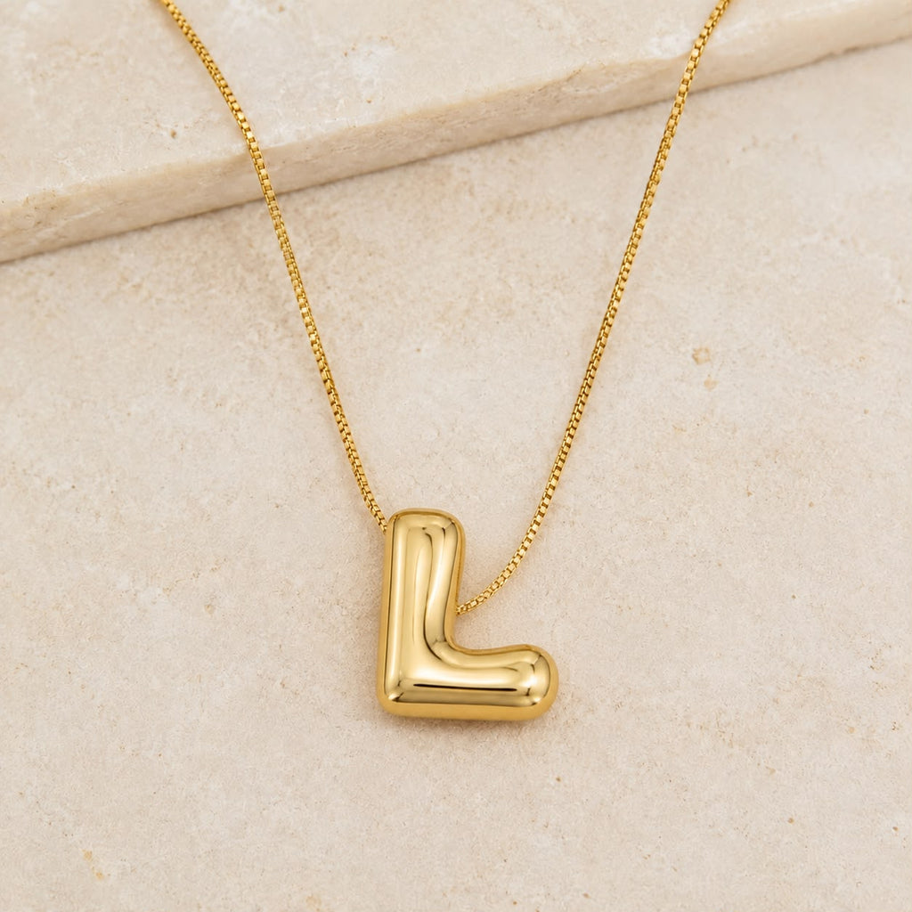 A Collares de Iniciales