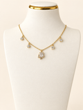 Collar con dijes