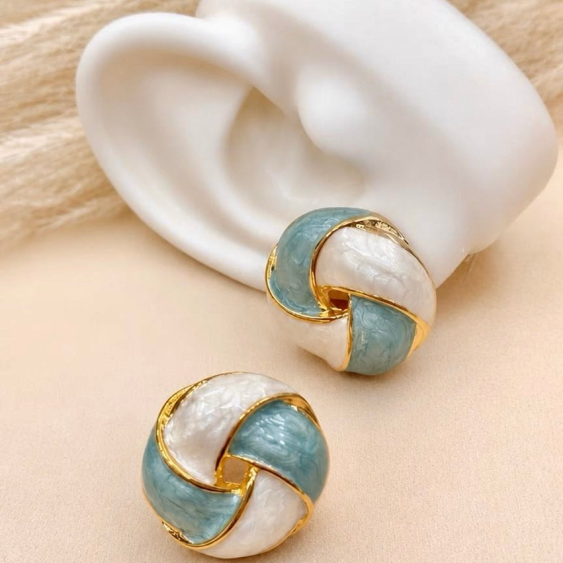 Aretes Hanna