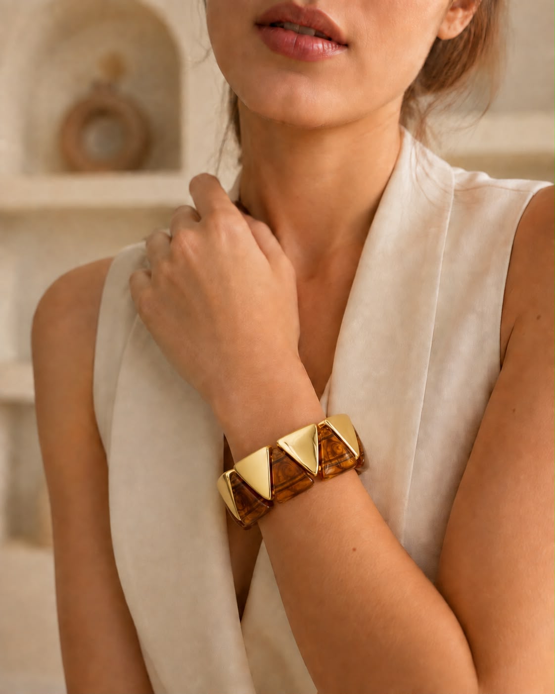 Pulsera Triángulos de resina marrón