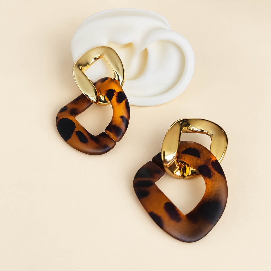 Aretes de eslabones