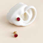 Aretes de piedra rojo