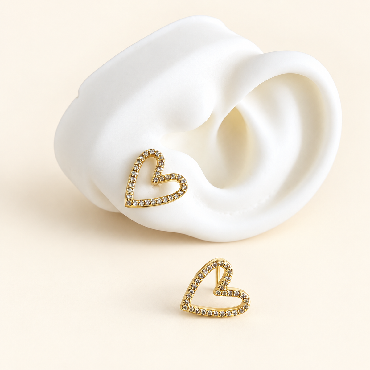 Aretes corazón con brillo