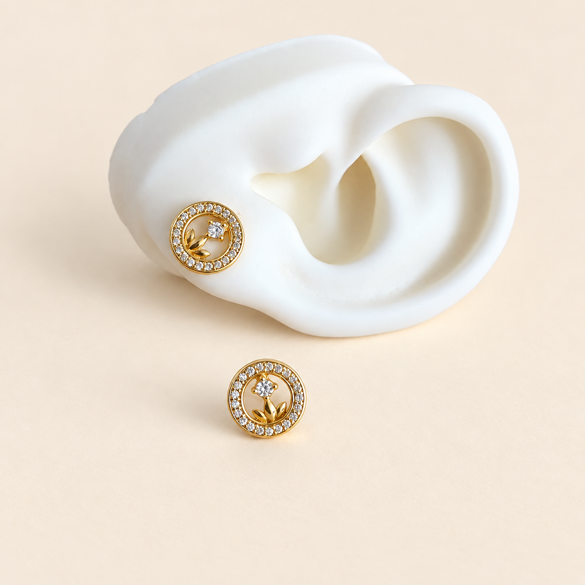 Aretes de flor con brillo